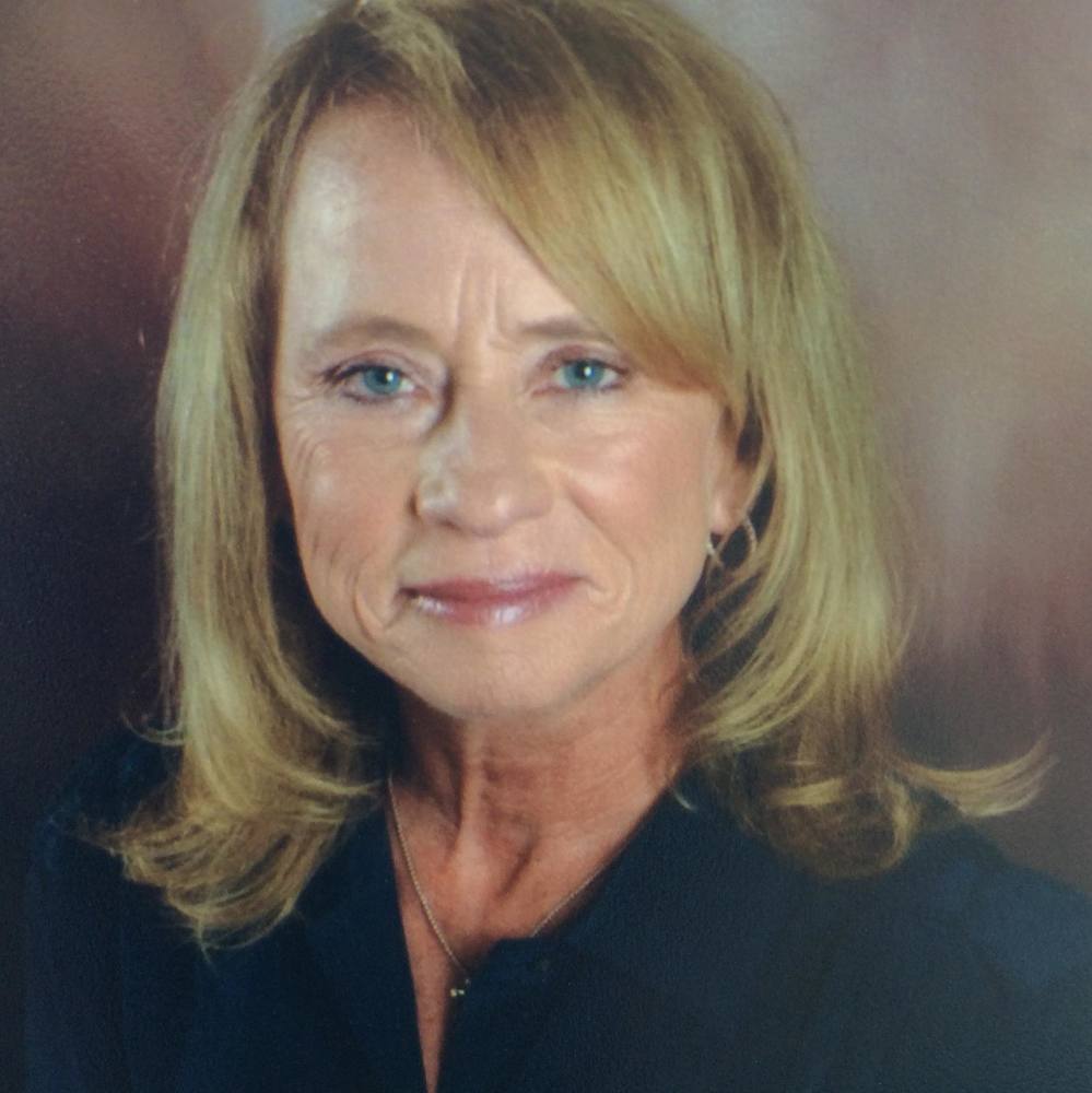 Meet your Posher, Dana